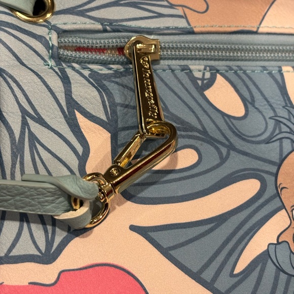 Loungefly Disney Little Mermaid Rare Zip pouch with wristlet strap - Picture 3 of 7